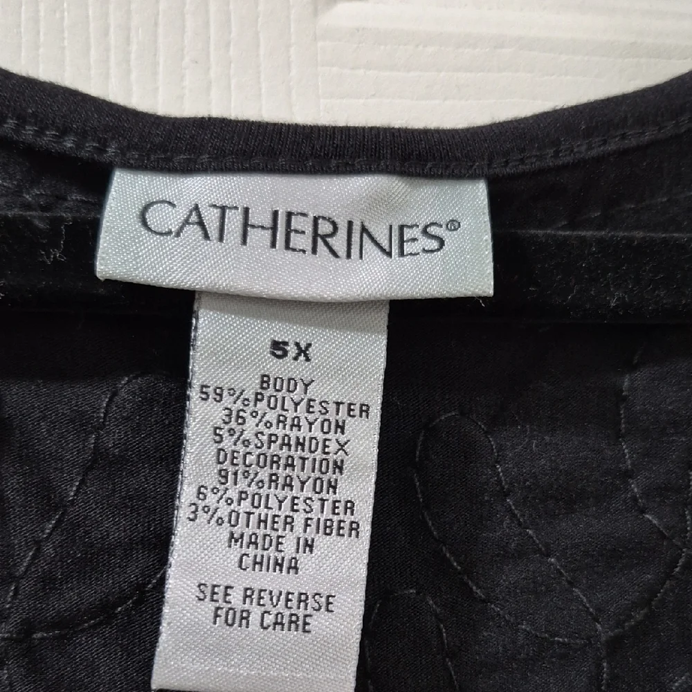 Catherines Black Tunic with Elegant Embroidery - Picture 2 of 4